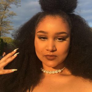 Meet your Posher, Arianna